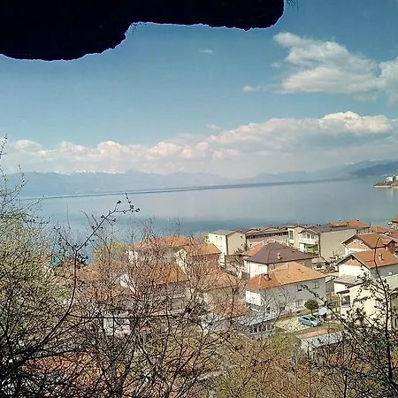 Lile Pestani