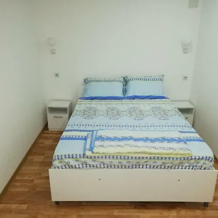 Lile Peštani